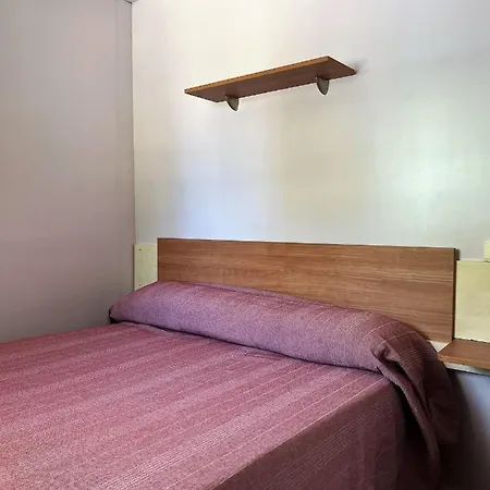 Bungalows Zaragoza Camping * سرقسطة
