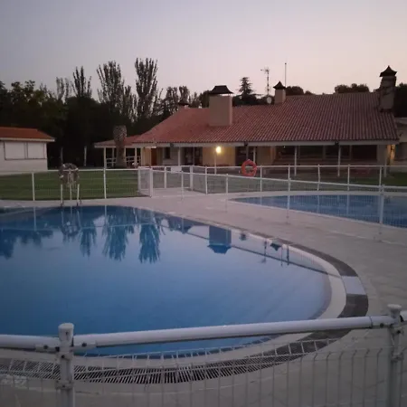 Bungalows Zaragoza Camping Campingplatz *
