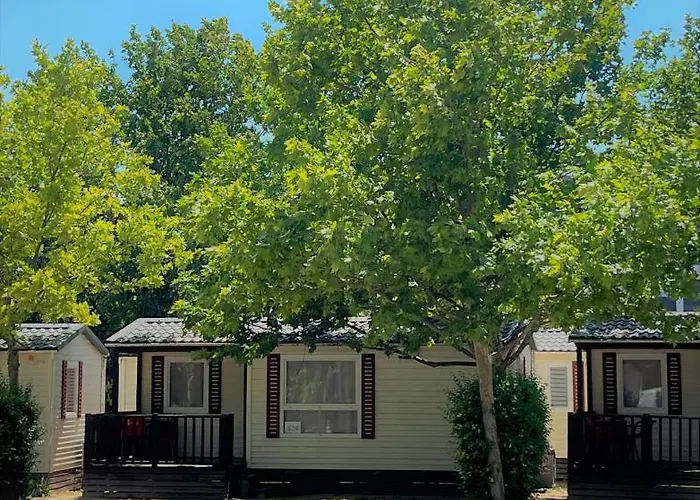 Bungalows Zaragoza Camping Campingplatz Saragossa