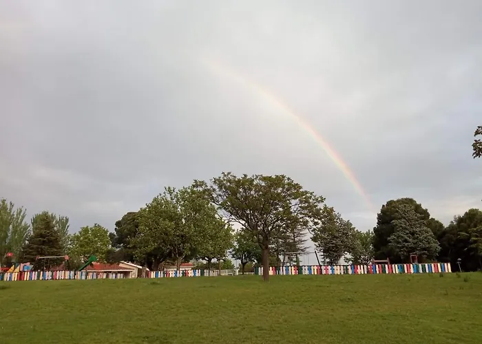 Bungalows Zaragoza Camping * 사라고사