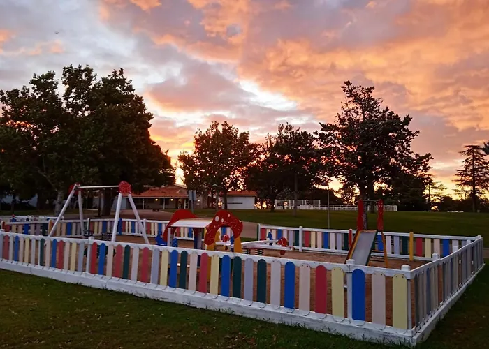 Bungalows Zaragoza Camping Saragossa